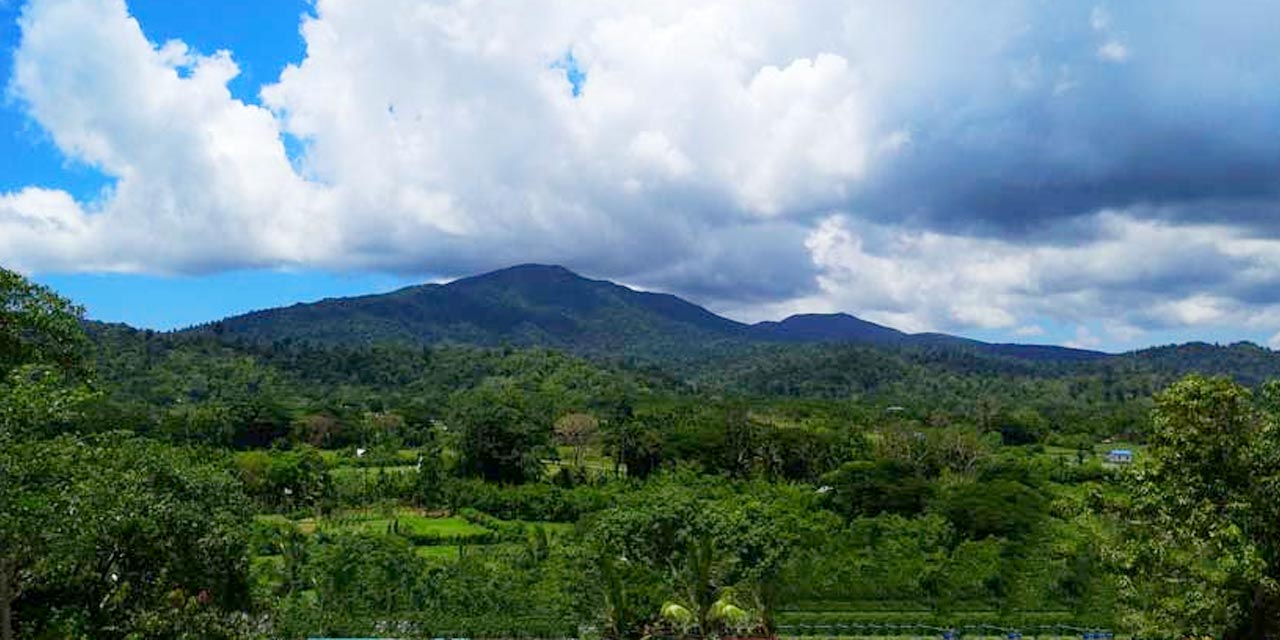 saddle-peak-national-park